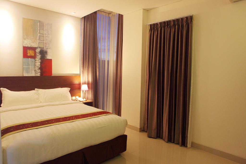 Miko Hotel Makassar Ngoại thất bức ảnh